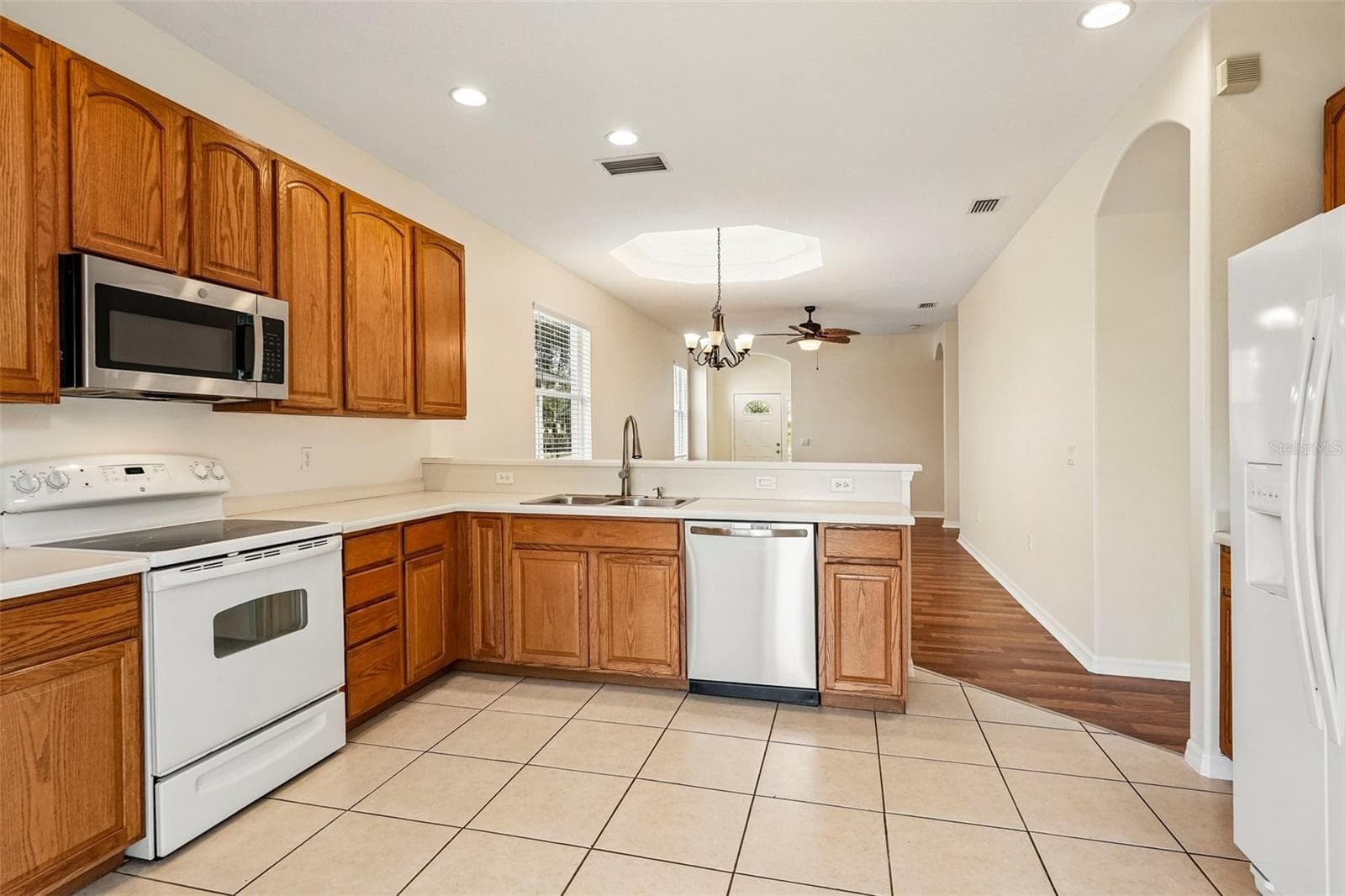 Single Family Residence at 1468 DARYL DR, SARASOTA, photo 14 of 29