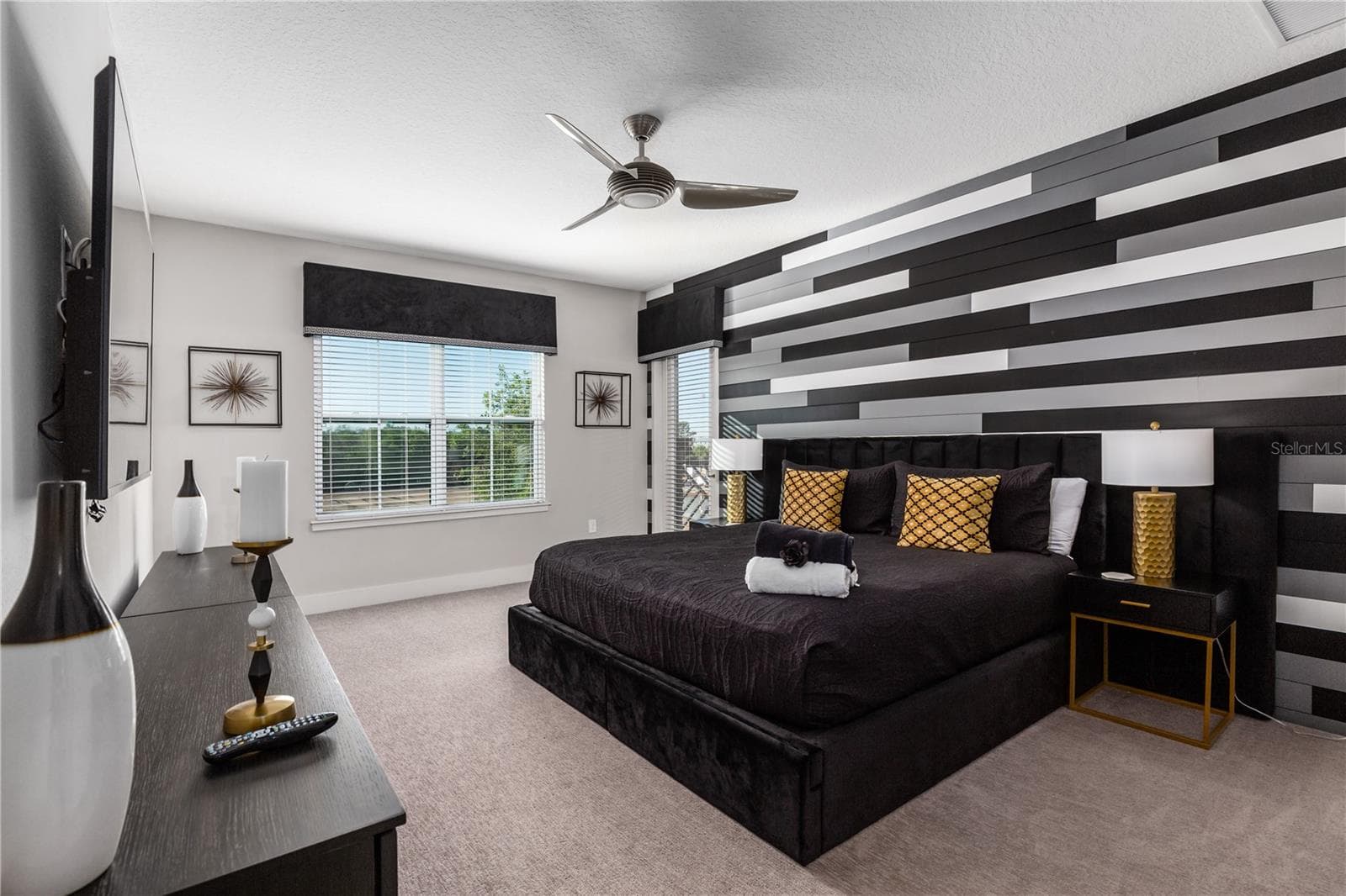 Single Family Residence at 1039 JACK NICKLAUS CT, KISSIMMEE, photo 13 of 96