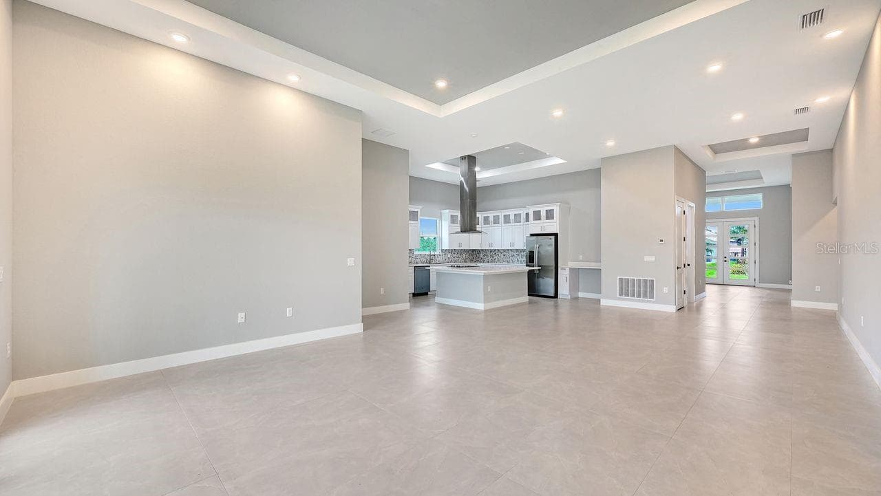 Single Family Residence at 8147 TRACY CIR, PORT CHARLOTTE, photo 10 of 41
