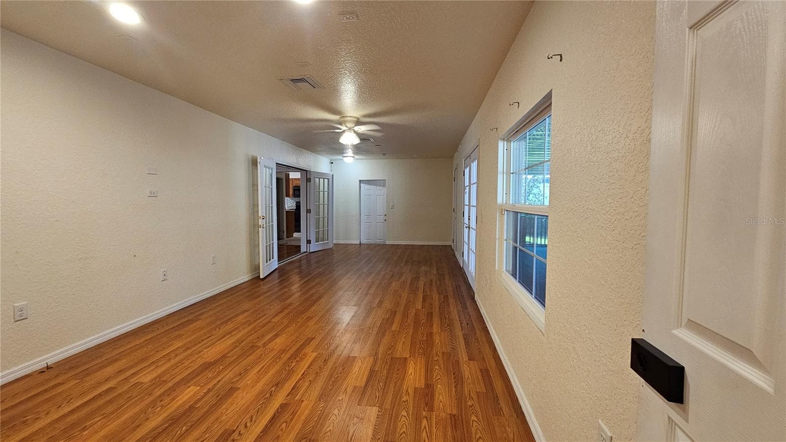 Extended family room - 25 E CHESLEY AVE, EUSTIS