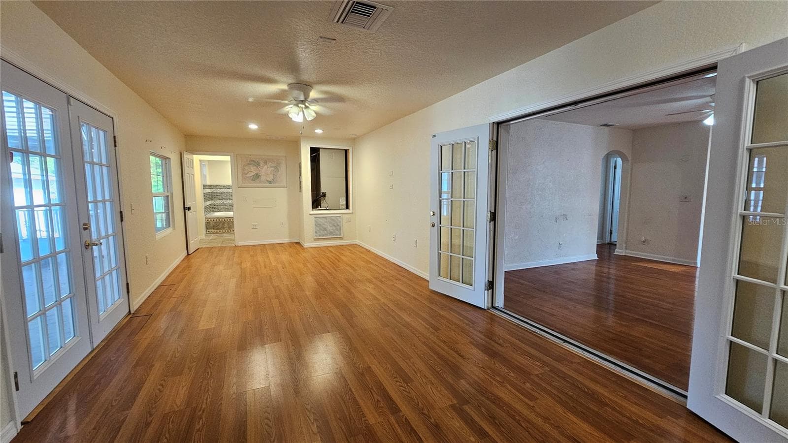 Extended family room - 25 E CHESLEY AVE, EUSTIS