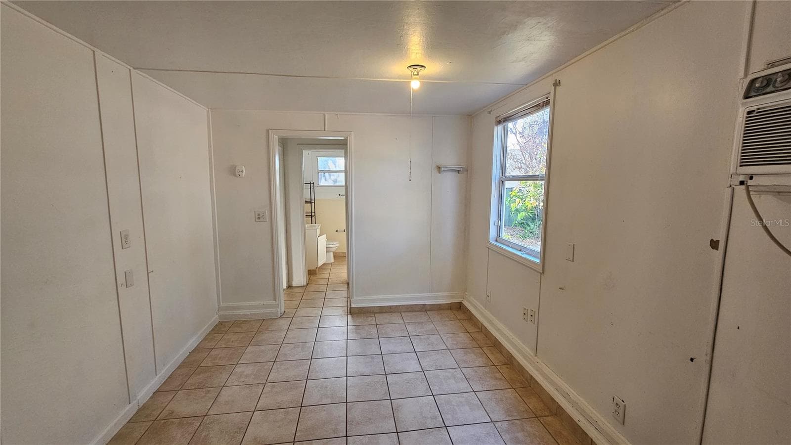 In-Law living room - 25 E CHESLEY AVE, EUSTIS