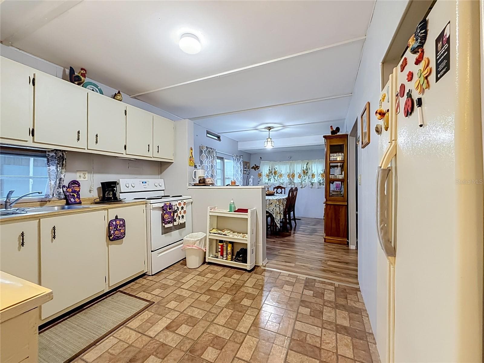 Mobile Home at 7490 46TH AVE N #101, ST PETERSBURG, photo 24 of 47