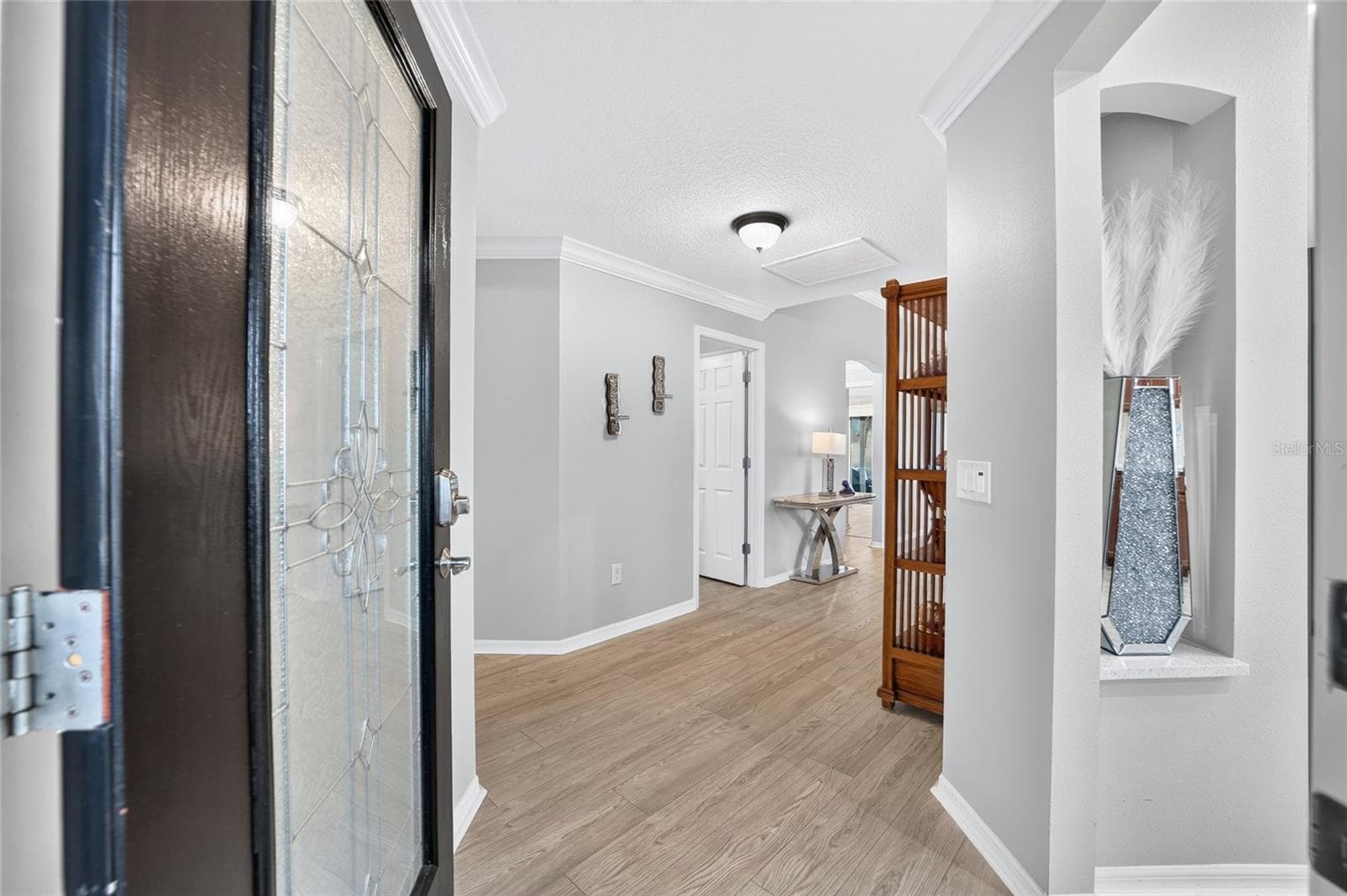 Villa at 664 MISSION HILLS TRL, THE VILLAGES, photo 10 of 63