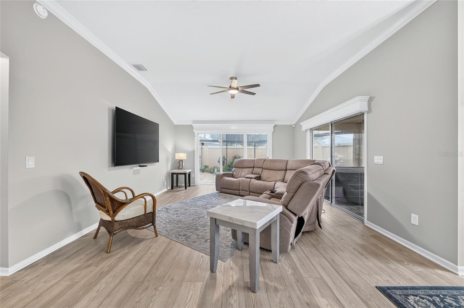 Villa at 664 MISSION HILLS TRL, THE VILLAGES, photo 14 of 63