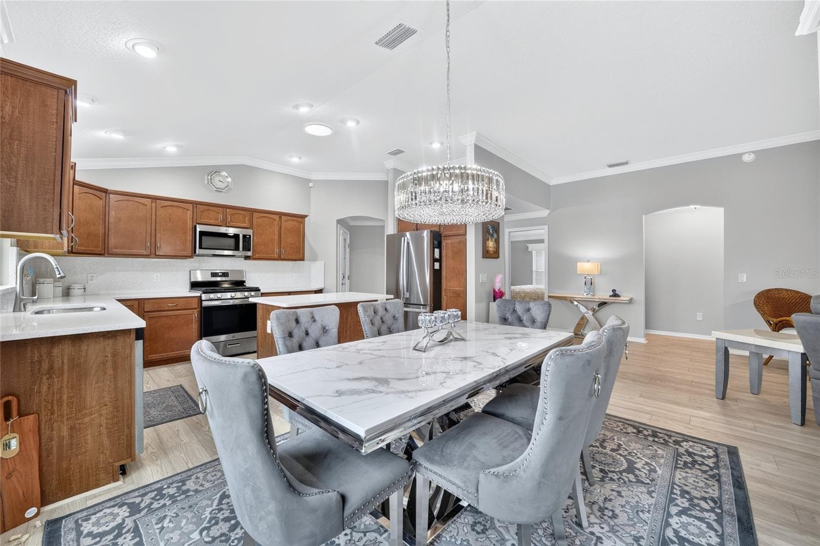 Villa at 664 MISSION HILLS TRL, THE VILLAGES, photo 28 of 63
