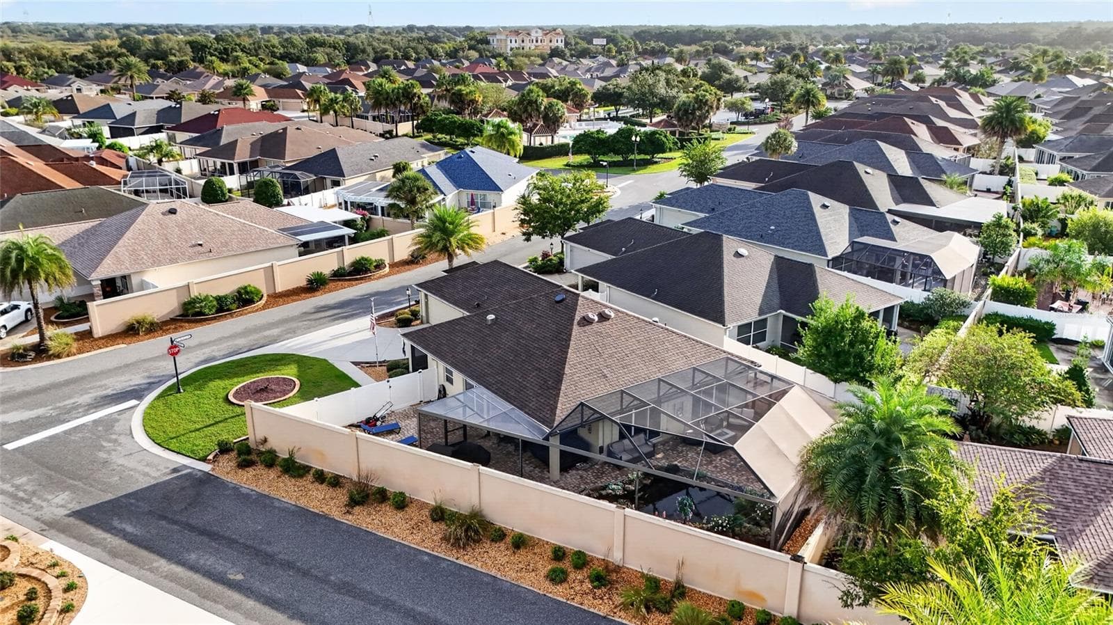 Villa at 664 MISSION HILLS TRL, THE VILLAGES, photo 61 of 63