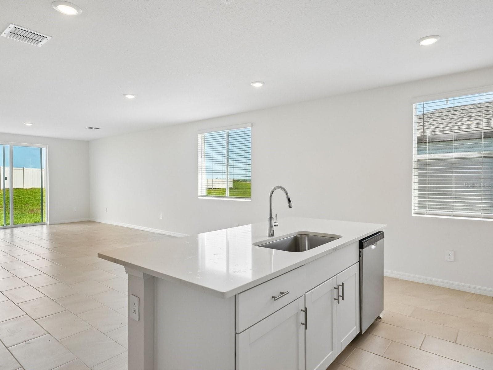 Single Family Residence at 11353 BELLEWOOD TER, PARRISH, photo 6 of 18