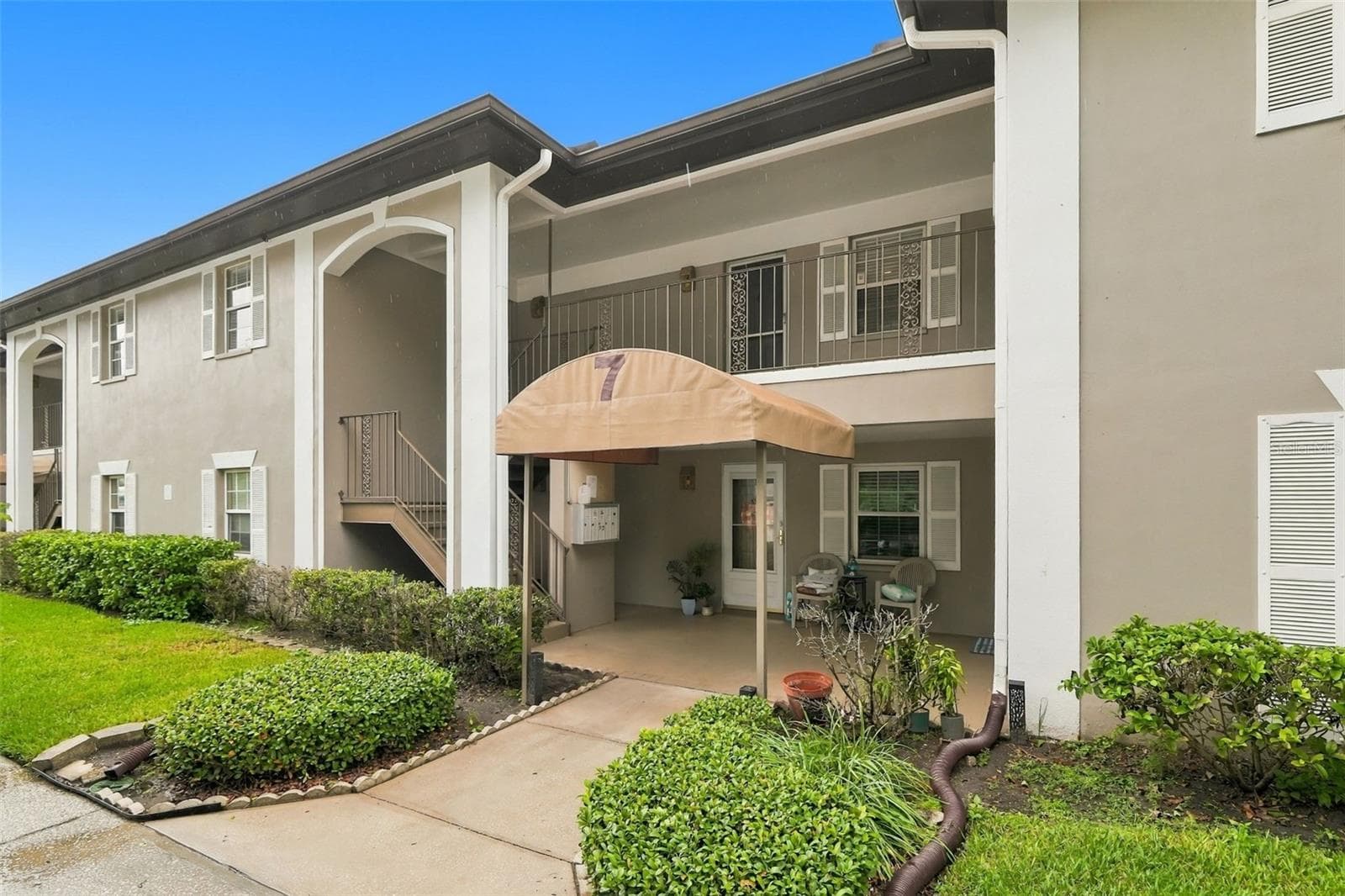 5265 E BAY DR #723