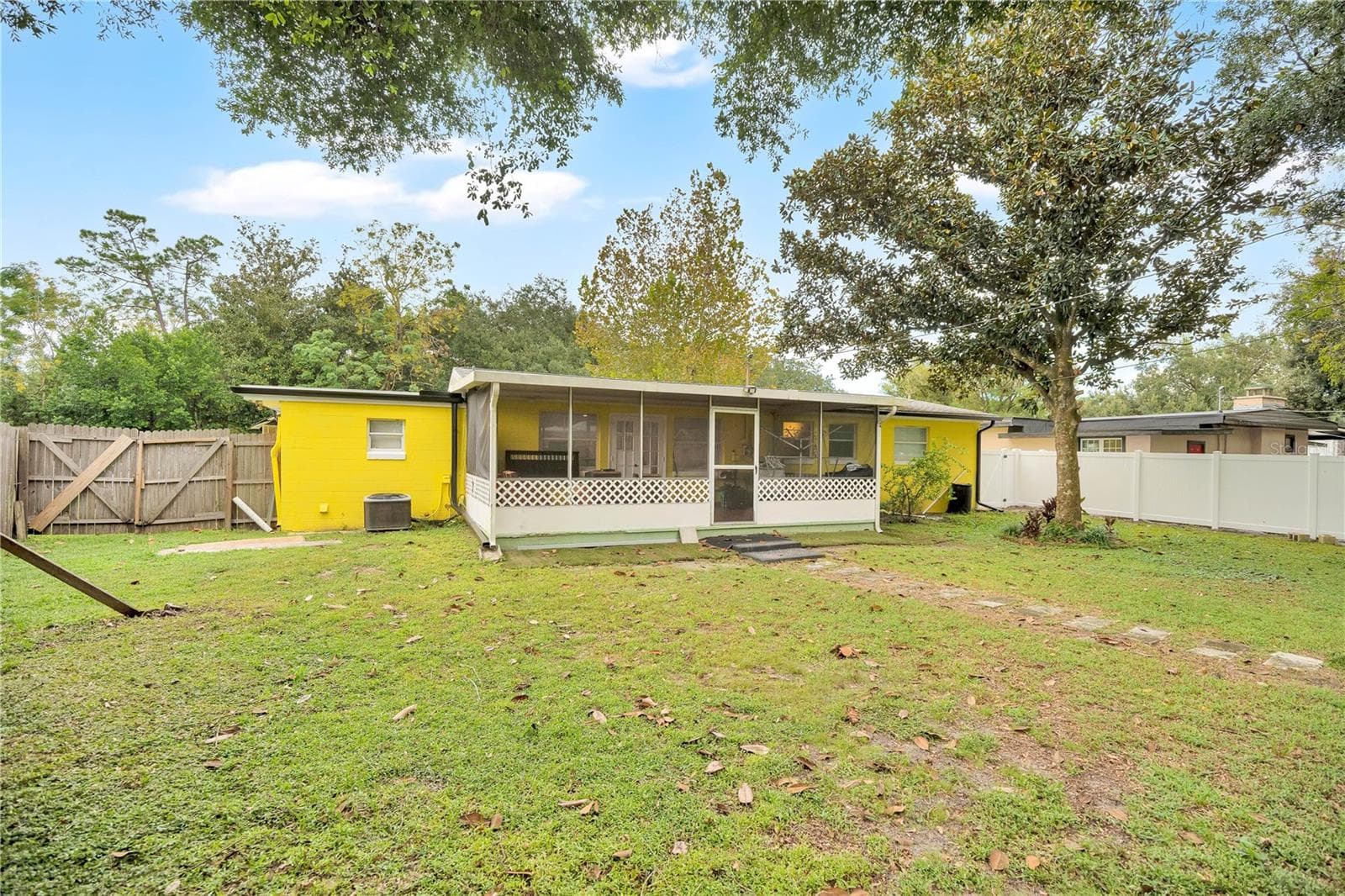Single Family Residence at 1802 EGAN DR, ORLANDO, photo 24 of 35