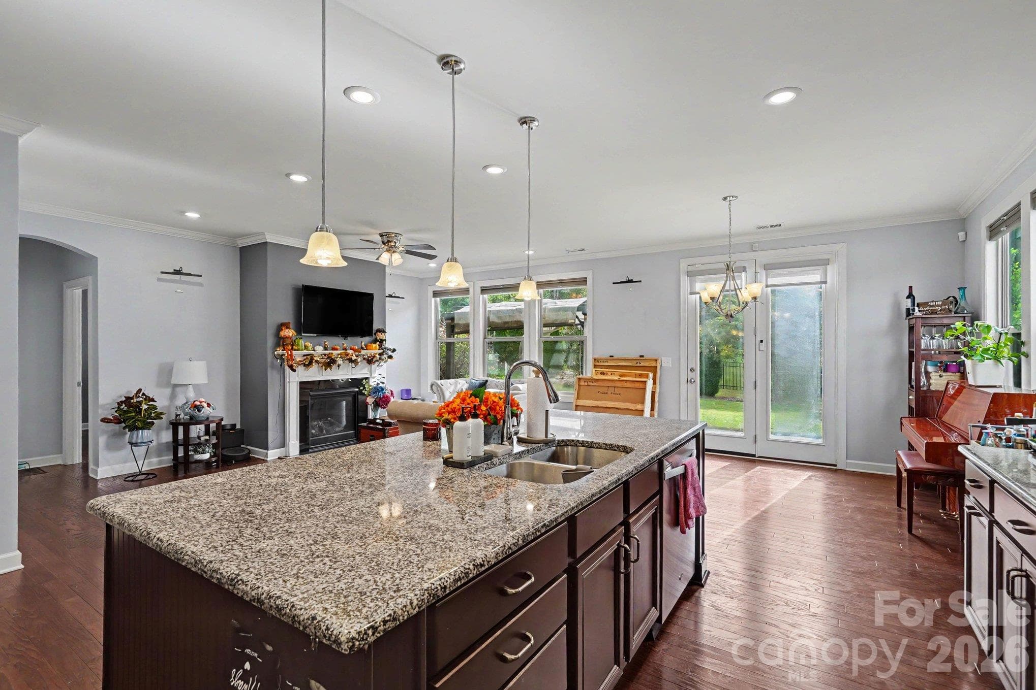Single Family Residence at 8340 Breton Way, Harrisburg, photo 20 of 46