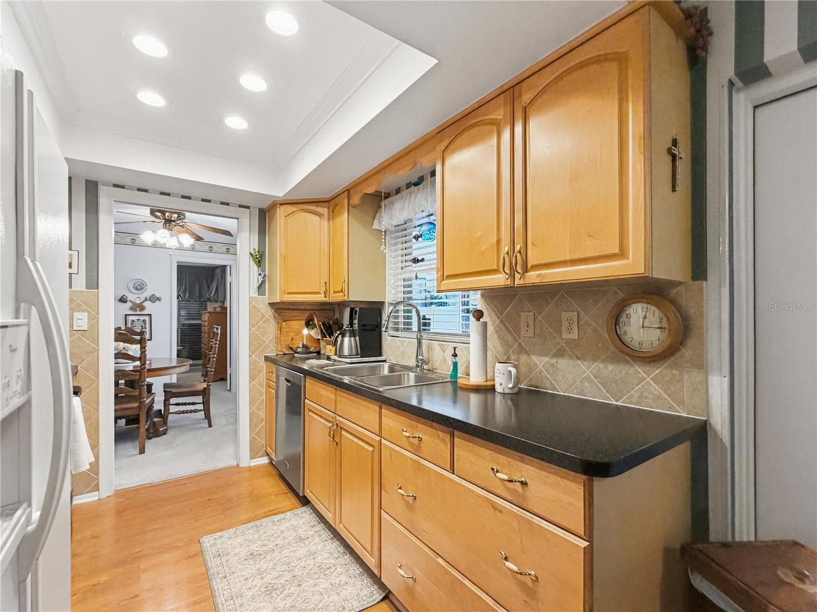 Single Family Residence at 13655 LAS PALMAS DR, LARGO, photo 13 of 66
