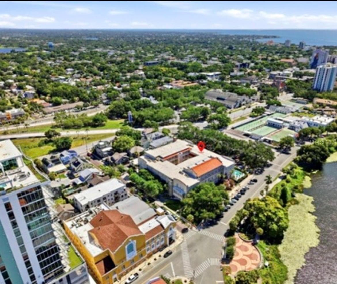 Ariel View - 701 MIRROR LAKE DR N #120, ST PETERSBURG