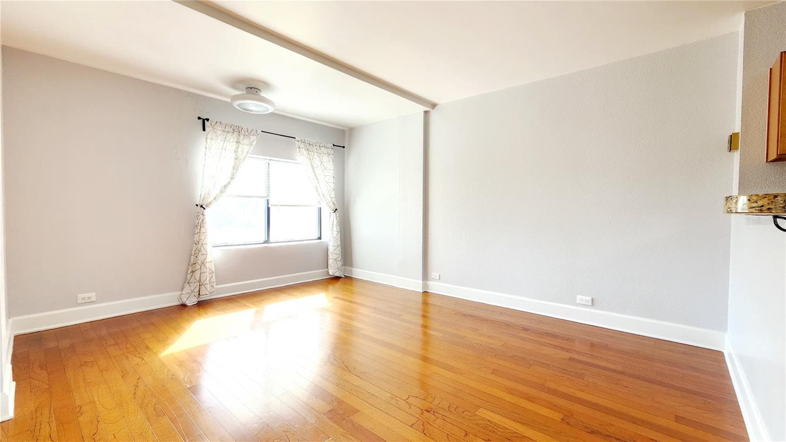 Condominium at 151 E WASHINGTON ST #327, ORLANDO, photo 7 of 21