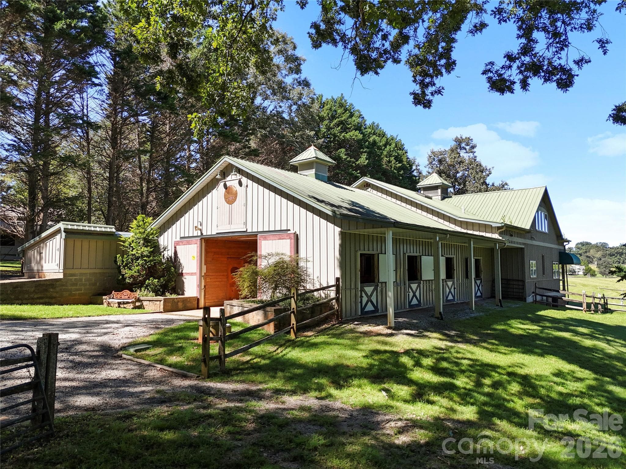 Single Family Residence at 201 Hughes Creek Road, Columbus, photo 31 of 48