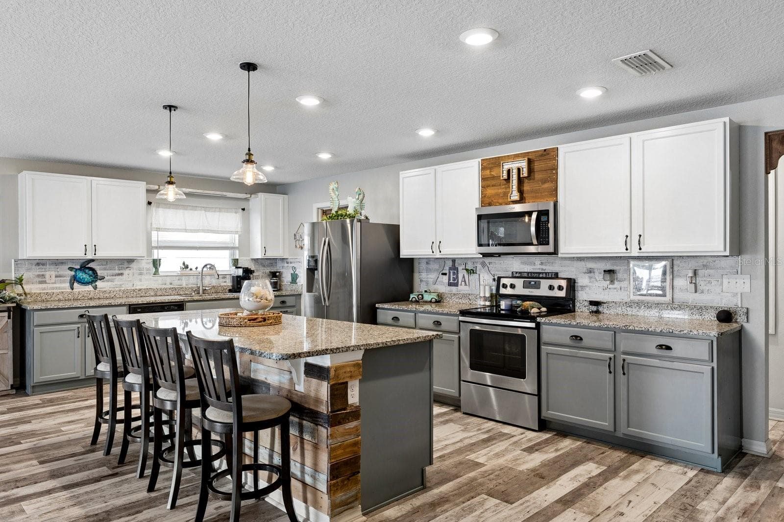 Single Family Residence at 11327 BRIGHTON KNOLL LOOP, RIVERVIEW, photo 13 of 60