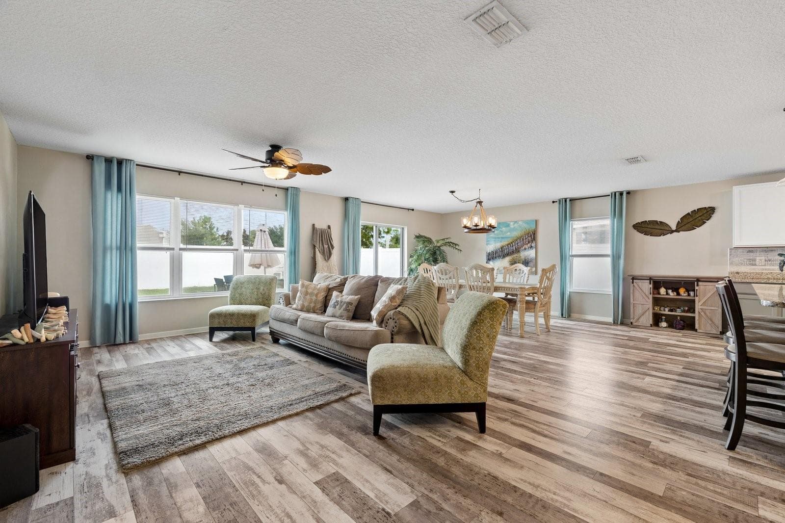 Living room - 11327 BRIGHTON KNOLL LOOP, RIVERVIEW
