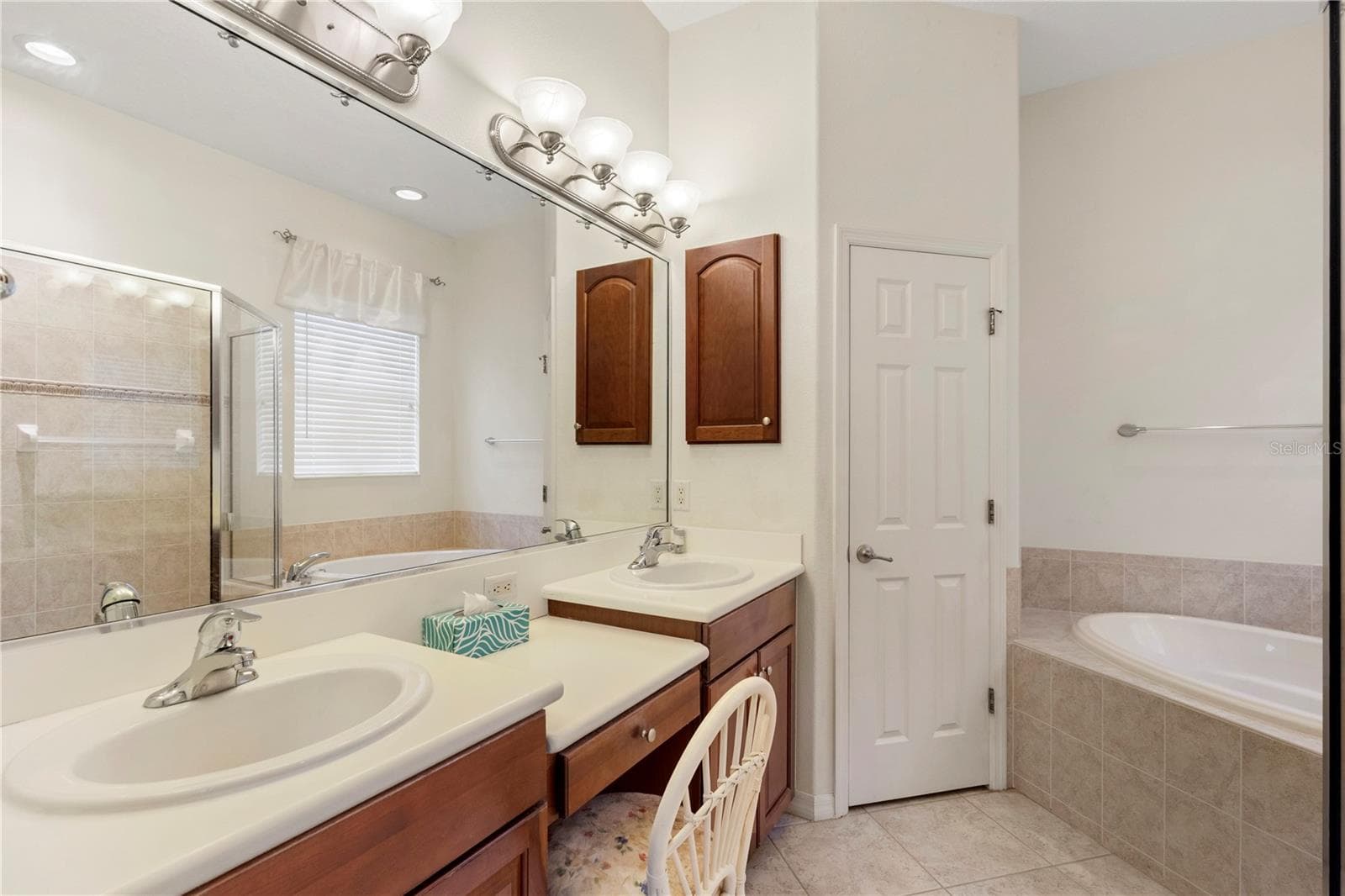 Single Family Residence at 6841 74TH STREET CIR E, BRADENTON, photo 27 of 40