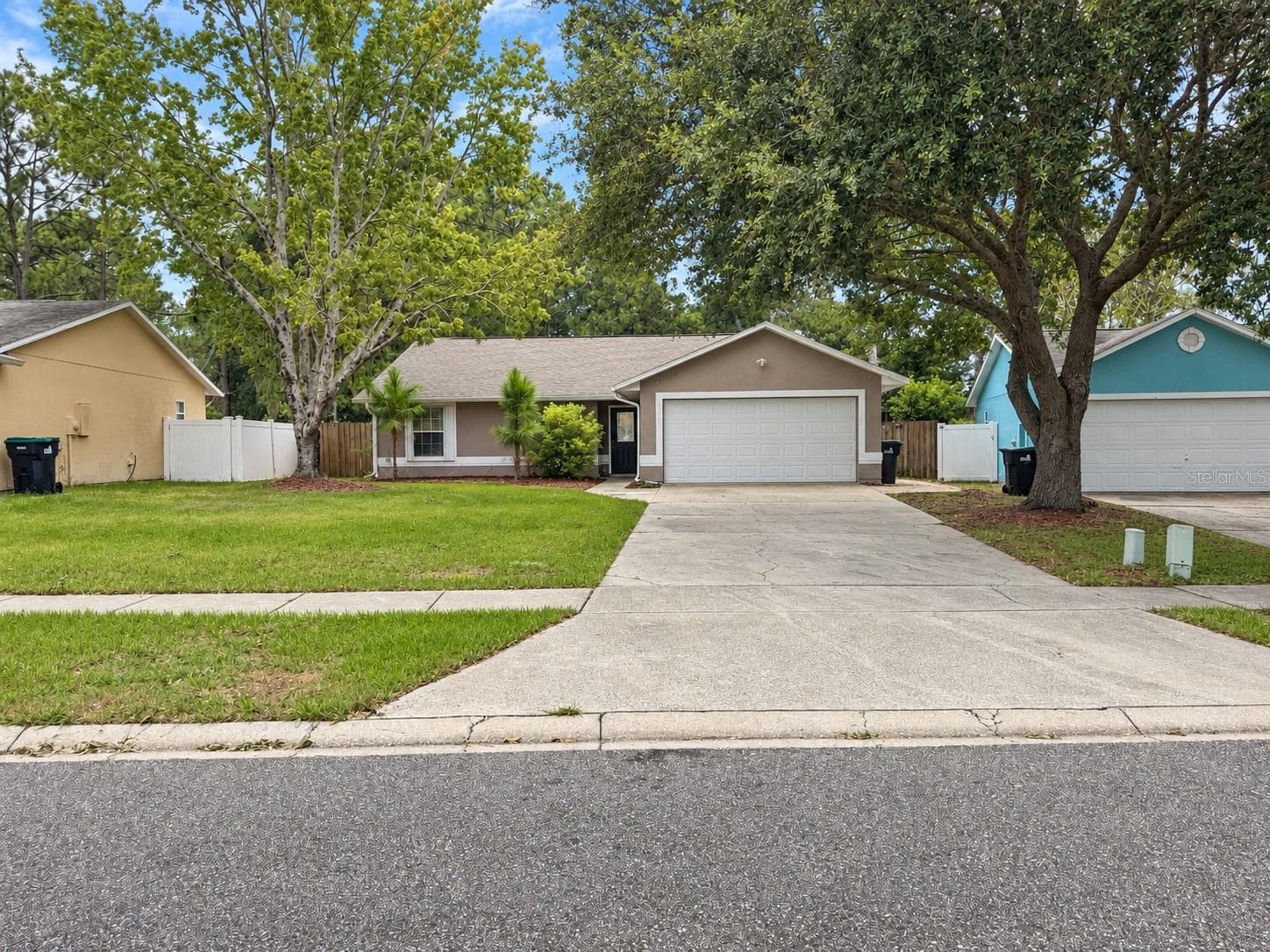 11224 CYPRESS LEAF DR