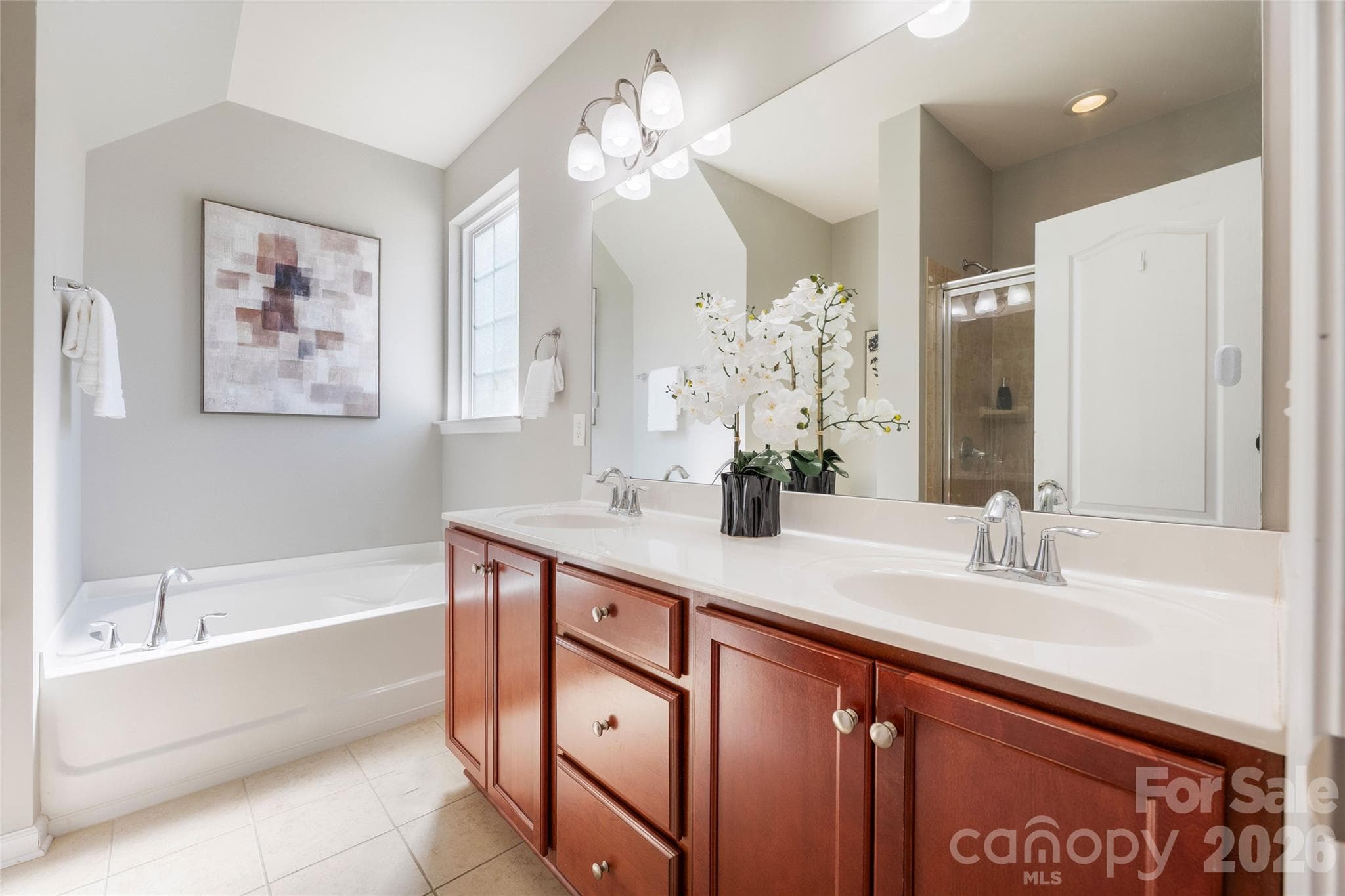 Single Family Residence at 13102 Heath Grove Drive, Huntersville, photo 9 of 34