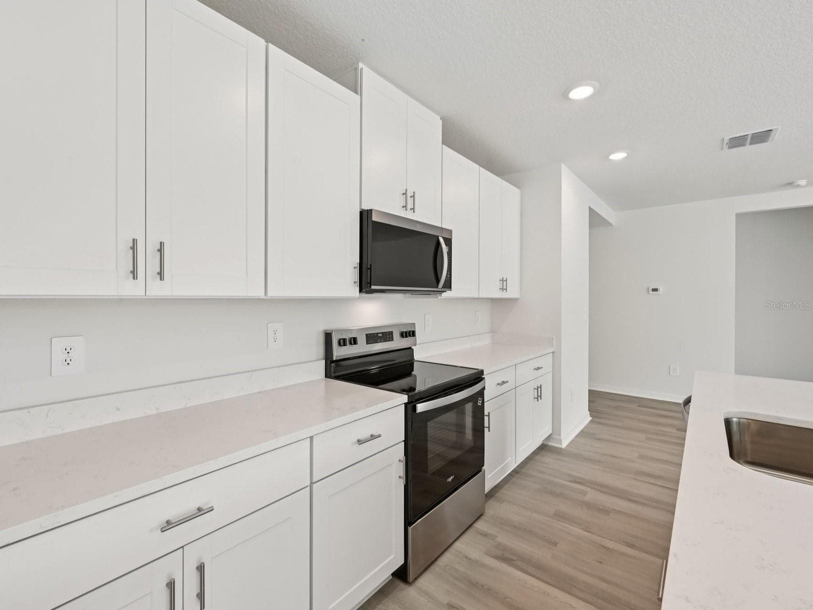 Single Family Residence at 1688 COOLRIDGE PL, ZEPHYRHILLS, photo 18 of 32