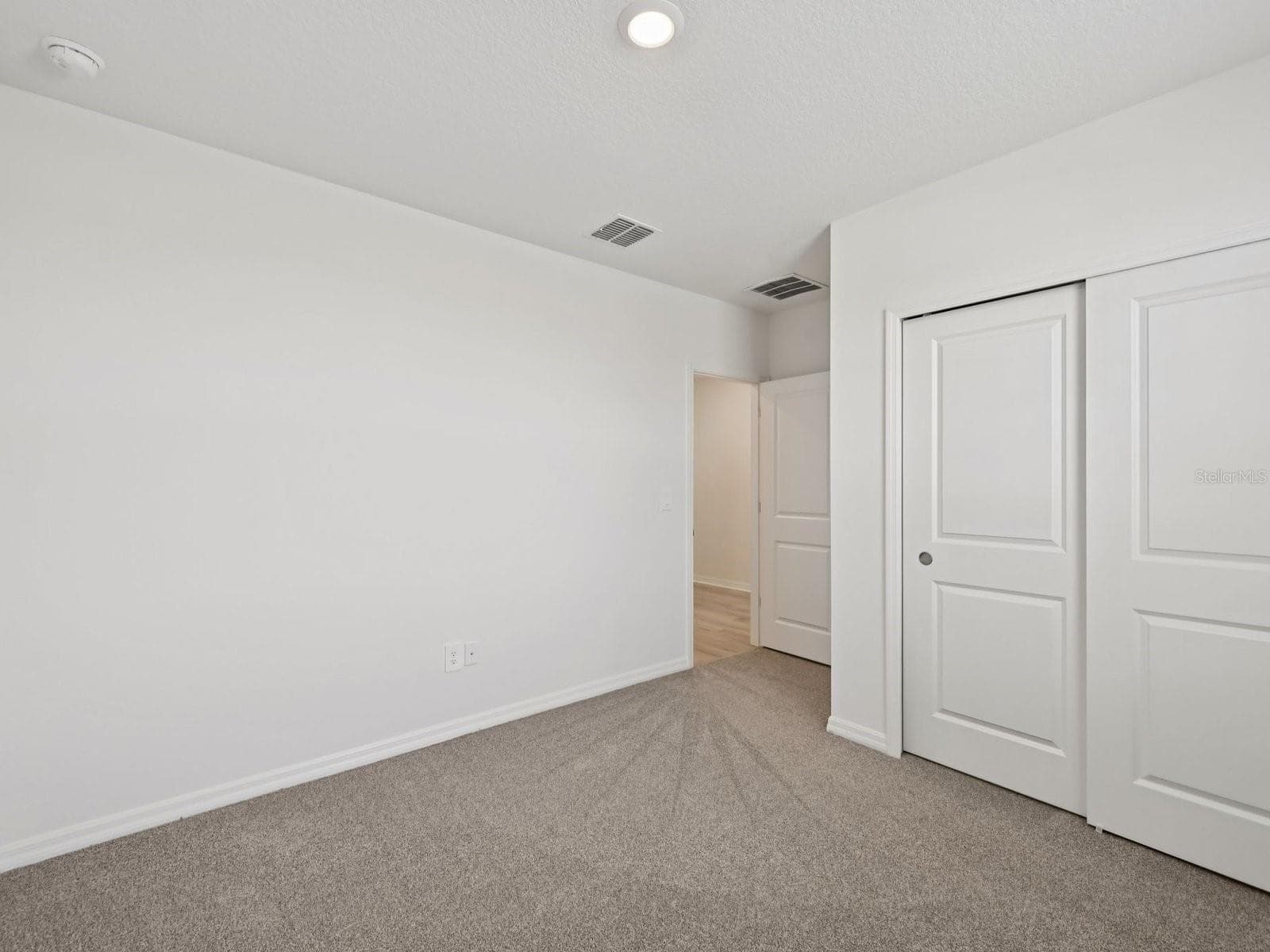 Single Family Residence at 1688 COOLRIDGE PL, ZEPHYRHILLS, photo 21 of 32