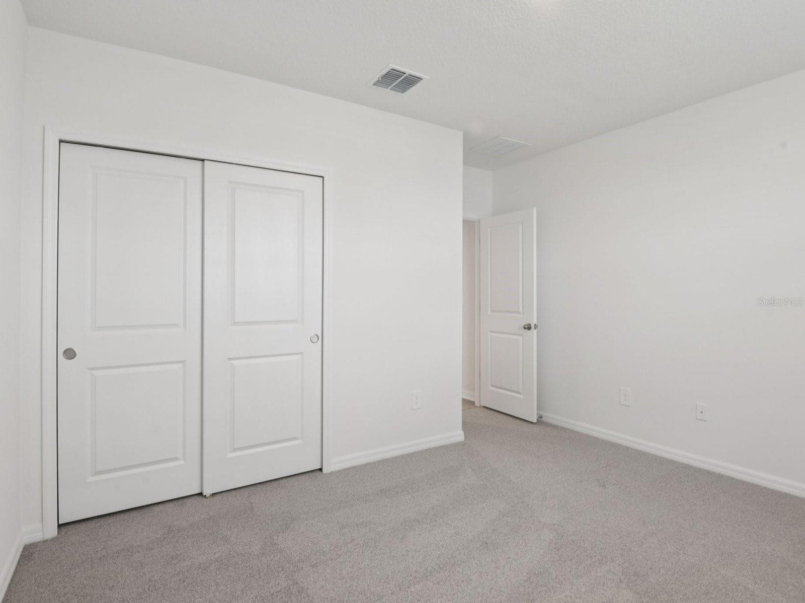 Single Family Residence at 1373 OAK VALLEY DR, AUBURNDALE, photo 11 of 17