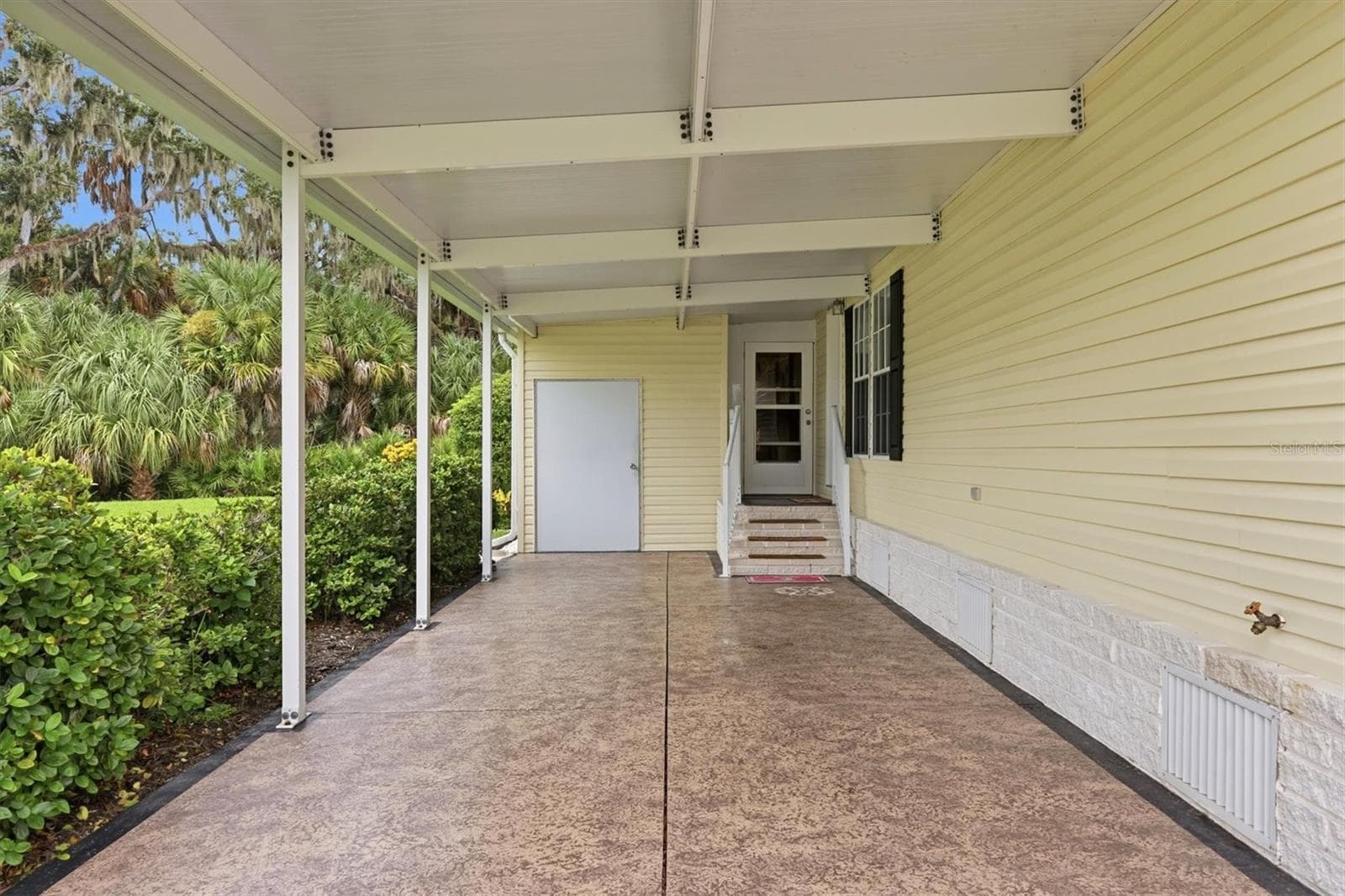Manufactured Home at 3519 70TH AVE E, ELLENTON, photo 4 of 52