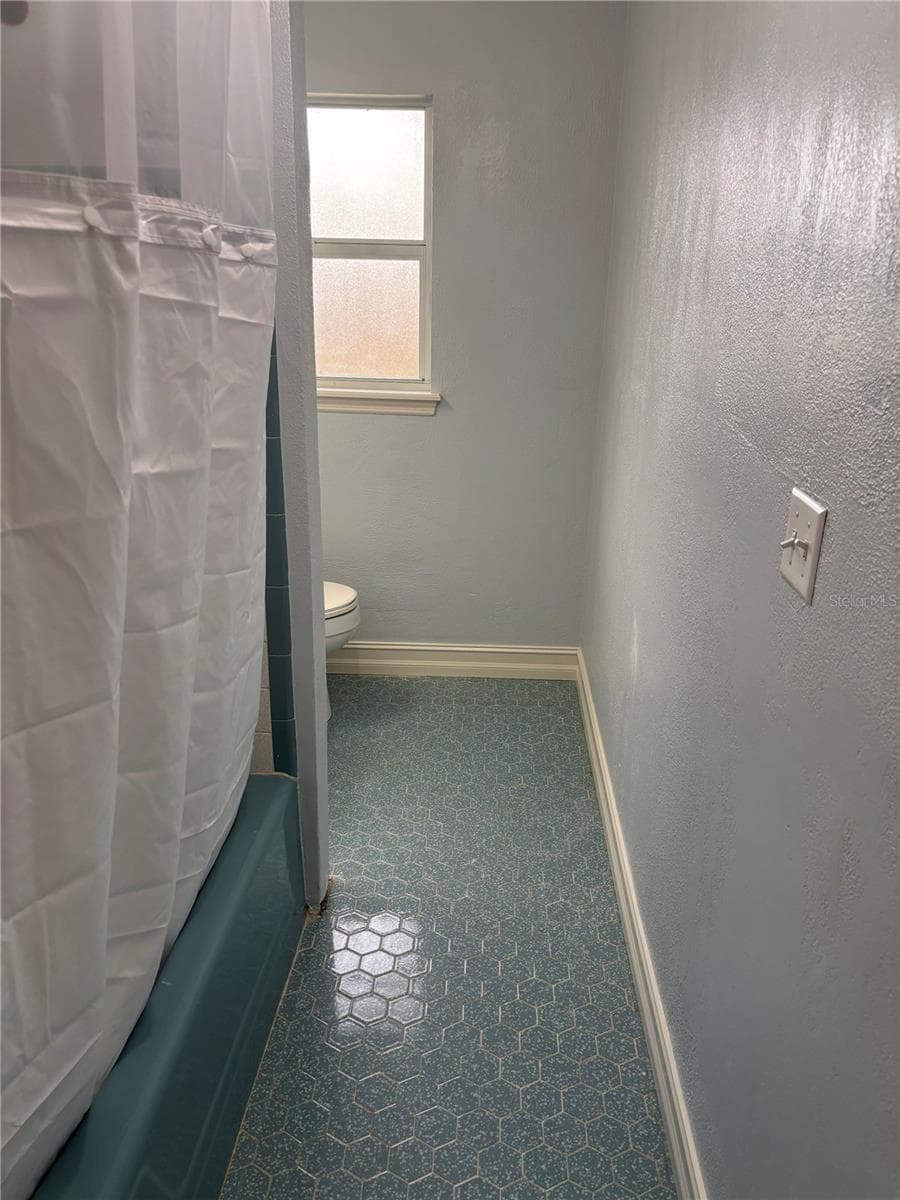 Hall Bath - 7115 ALVINA WAY, ORLANDO