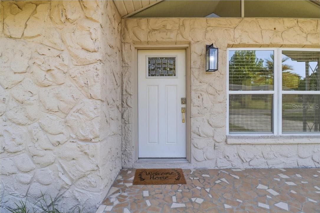 Single Family Residence at 1163 SE 2nd ST, CRYSTALRIVER FL 34429, Crystal River, photo 5 of 48