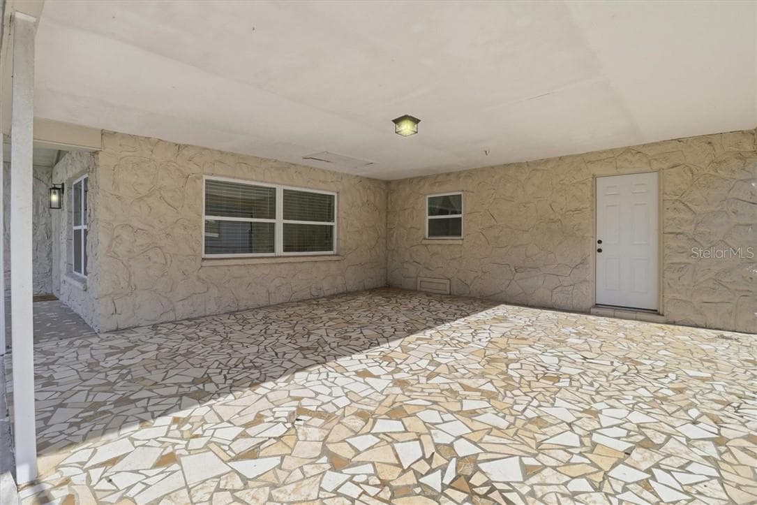 Single Family Residence at 1163 SE 2nd ST, CRYSTALRIVER FL 34429, Crystal River, photo 6 of 48