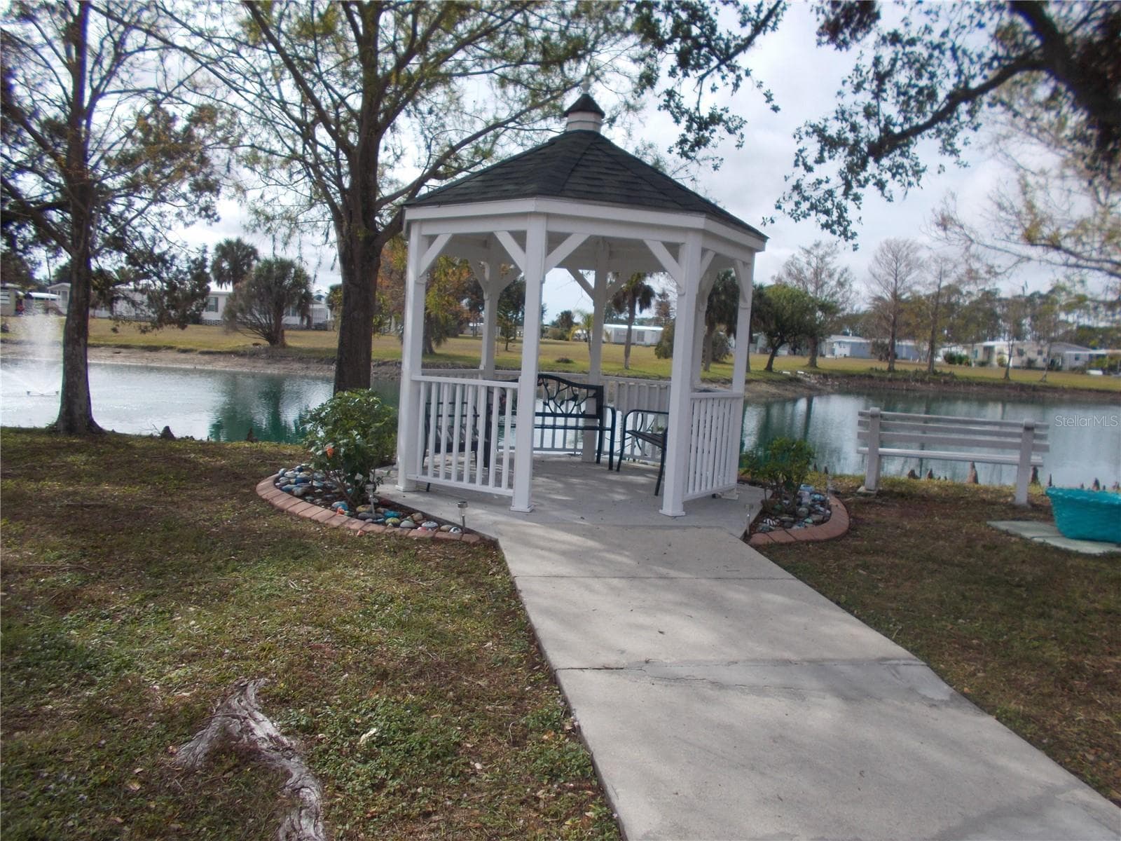 Gazebo - 5652 HOLIDAY PARK BLVD, NORTH PORT