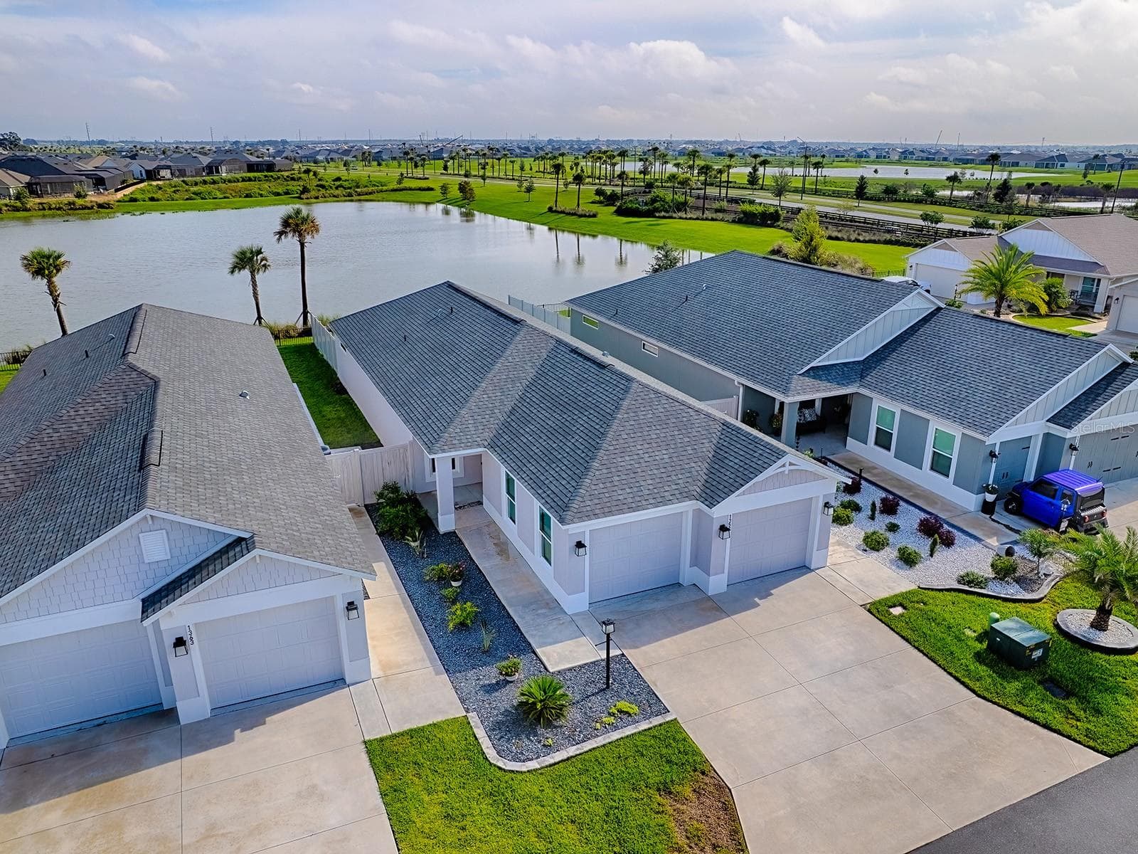 1359 DARREN DR