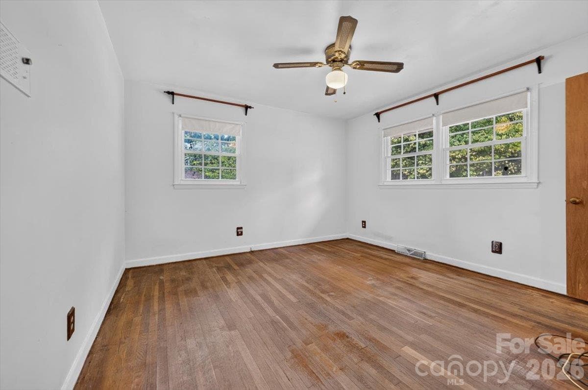 Single Family Residence at 6324 Elmwood Circle, Charlotte, photo 22 of 38