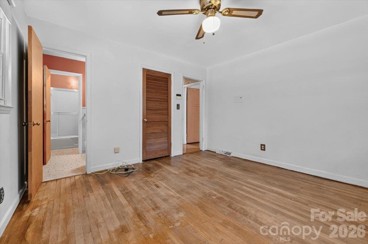 Single Family Residence at 6324 Elmwood Circle, Charlotte, photo 24 of 38