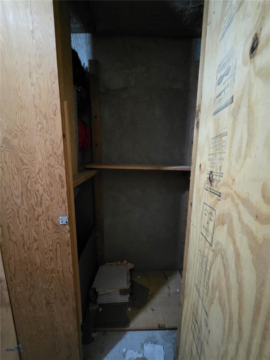 Storage Space - 605 OAKS DR #607, POMPANO BEACH