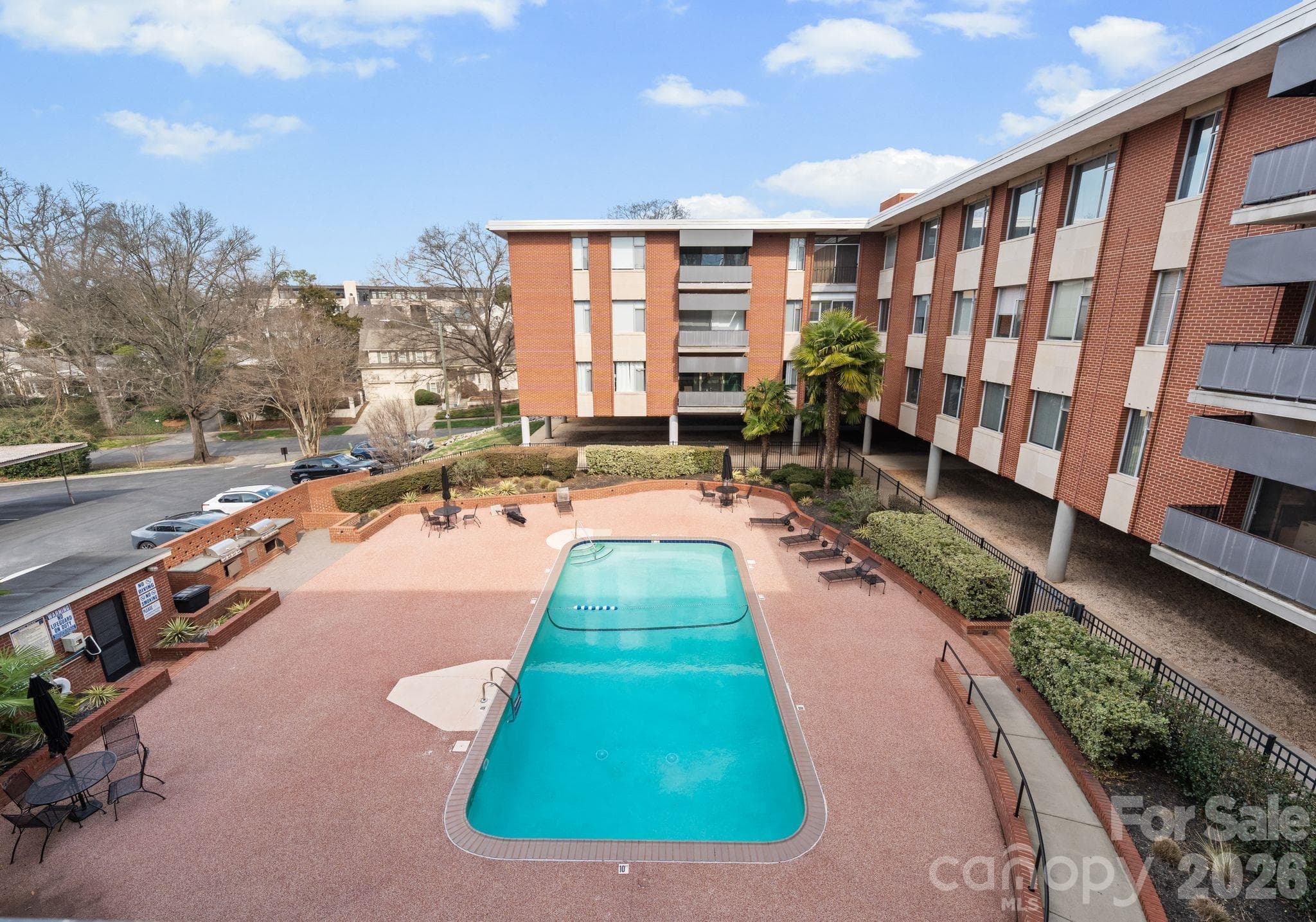 Welcome to 1300 Queens Road in the heart of Myers Park. - 1300 Queens Road, Charlotte