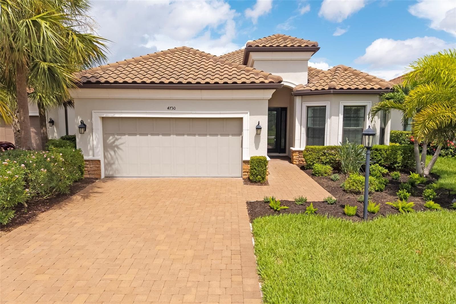 Single Family Residence at 4730 SARCA CT, BRADENTON, photo 7 of 62