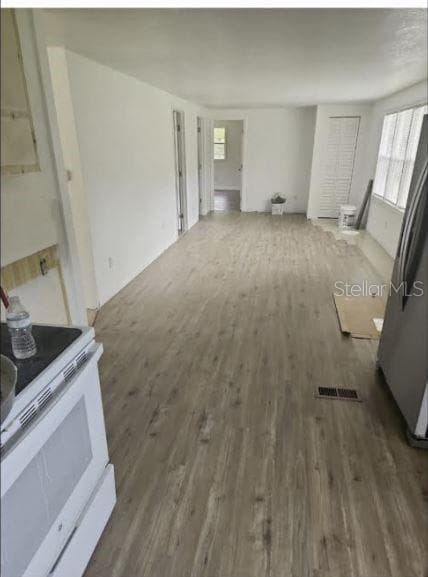 Manufactured Home at 4980 SE 14TH ST, SUMMERFIELD, photo 6 of 9