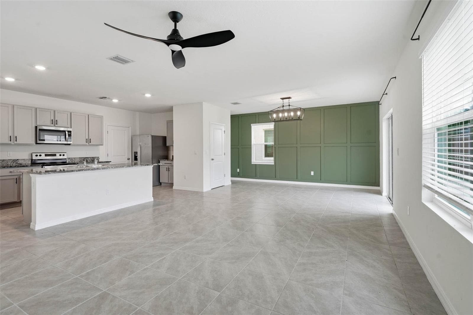 Single Family Residence at 5674 BANBURY RIDGE RUN, WESLEY CHAPEL, photo 14 of 44