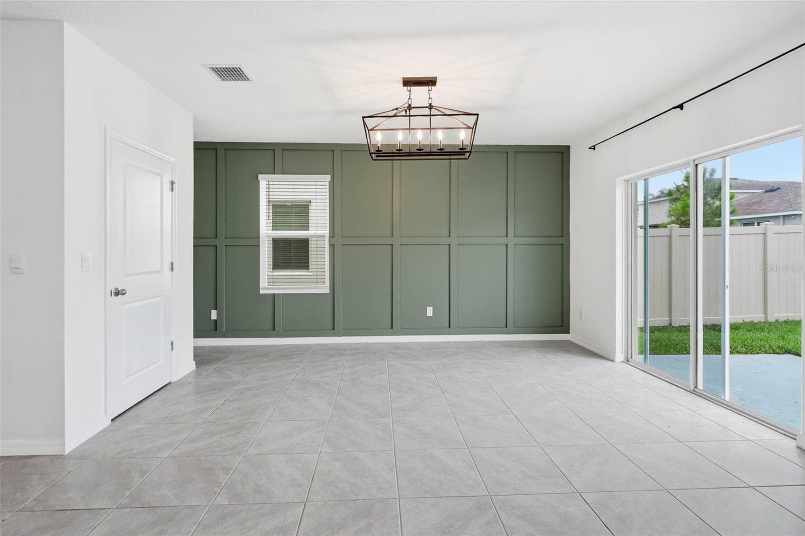 Single Family Residence at 5674 BANBURY RIDGE RUN, WESLEY CHAPEL, photo 15 of 44