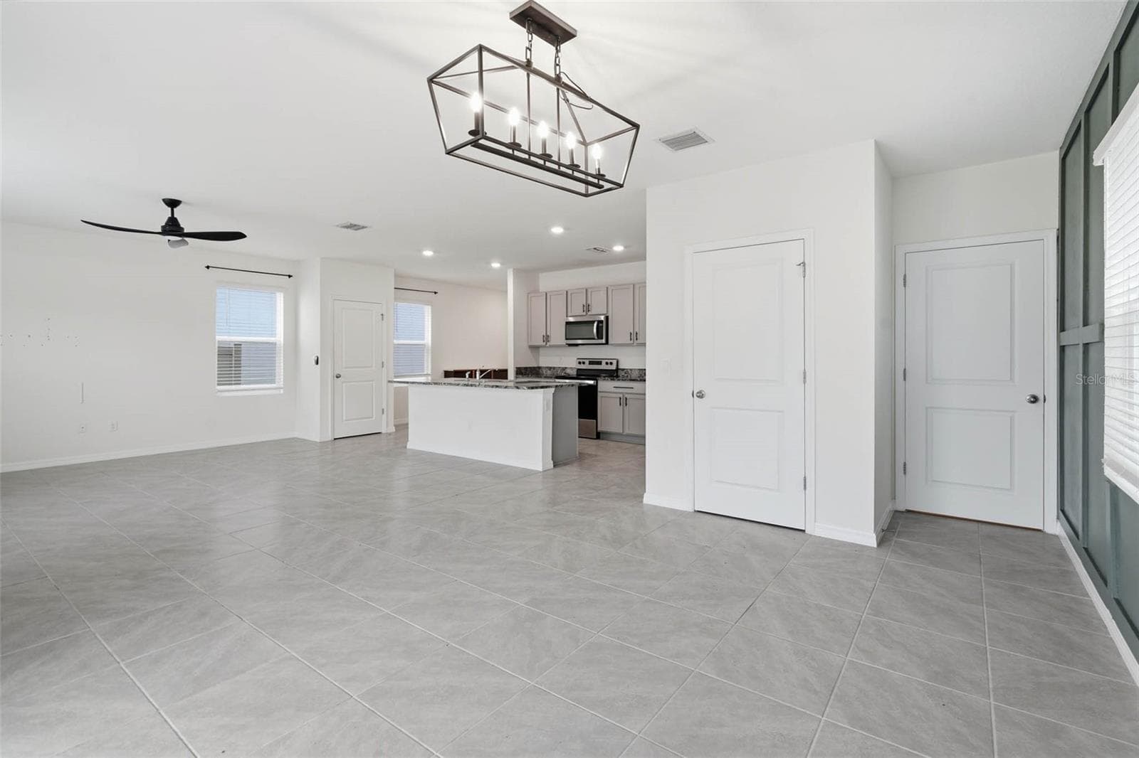 Single Family Residence at 5674 BANBURY RIDGE RUN, WESLEY CHAPEL, photo 17 of 44