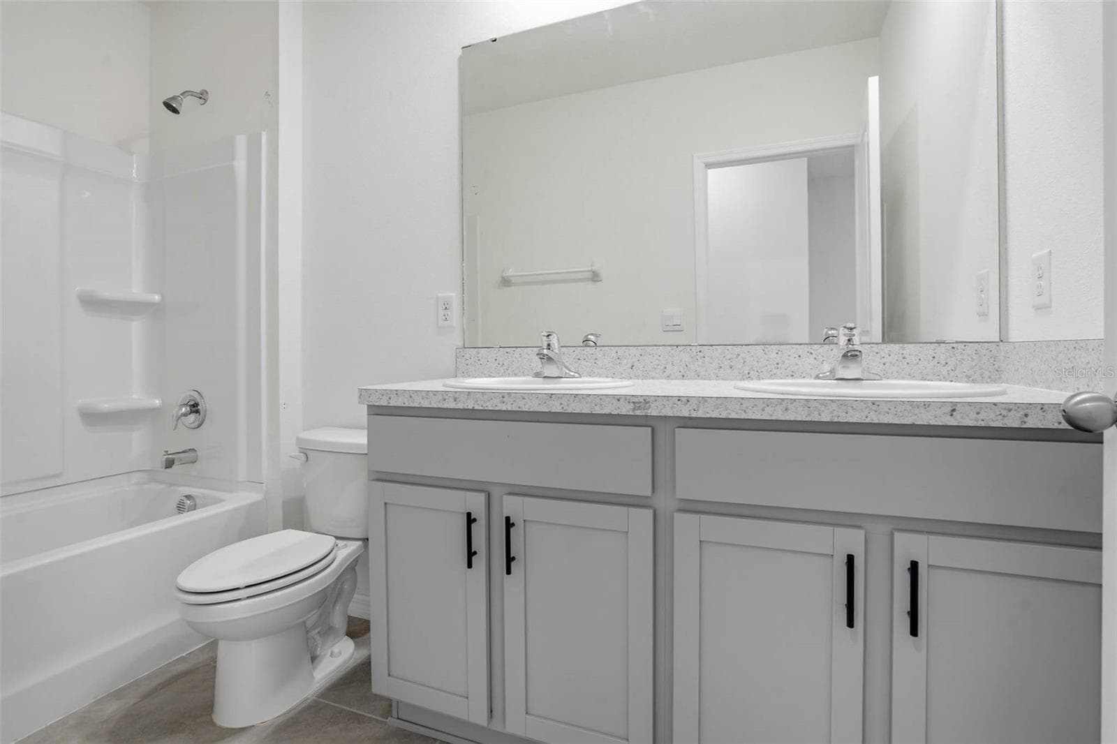 Single Family Residence at 5674 BANBURY RIDGE RUN, WESLEY CHAPEL, photo 24 of 44