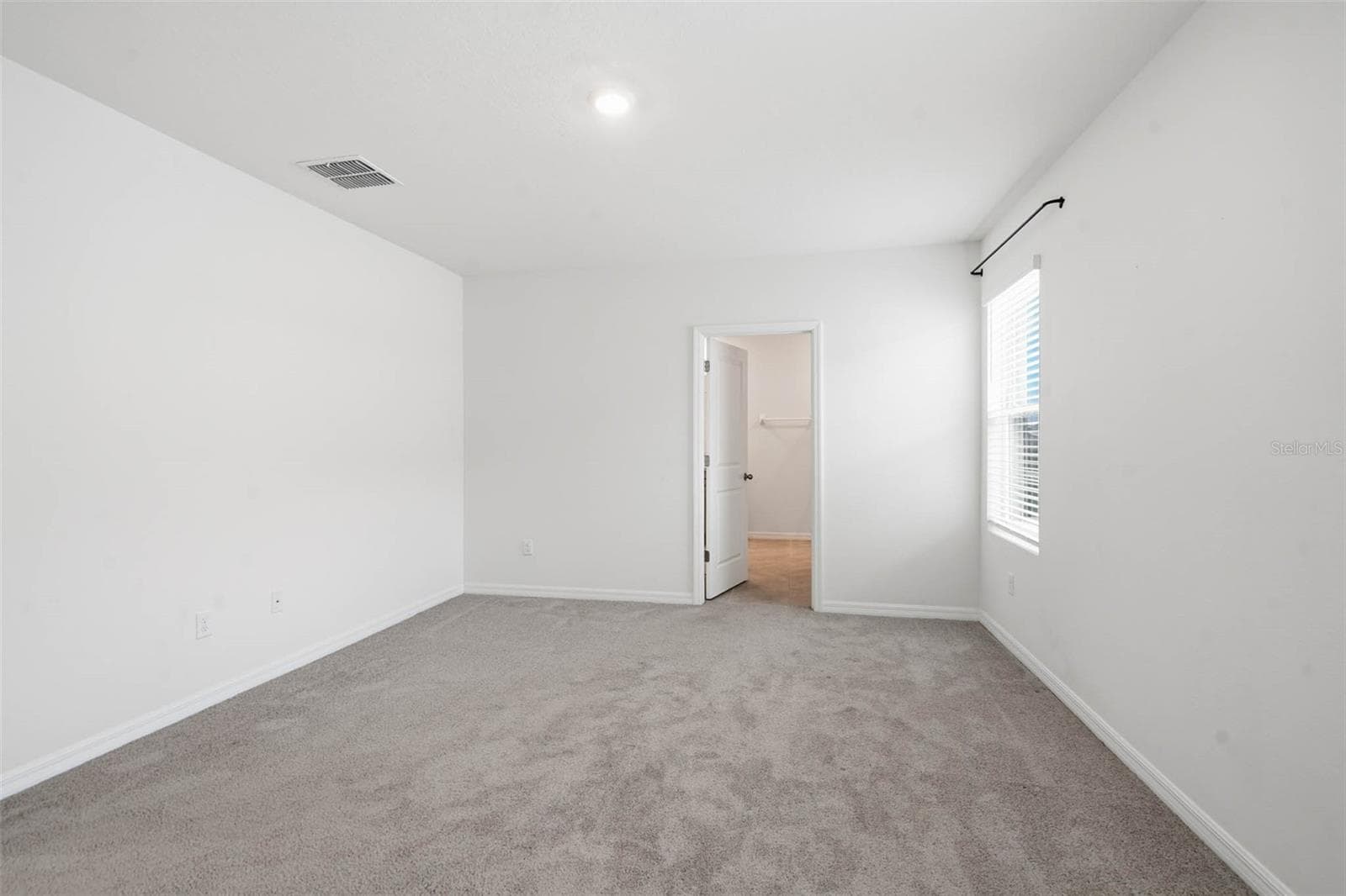 Single Family Residence at 5674 BANBURY RIDGE RUN, WESLEY CHAPEL, photo 28 of 44