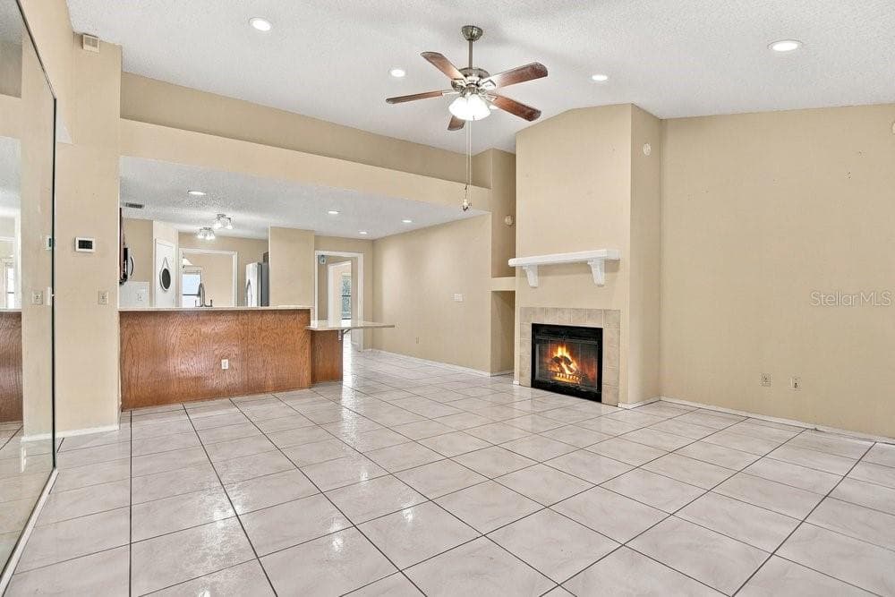 Single Family Residence at 3600 BISCAYNE DR, WINTER SPRINGS, photo 10 of 40