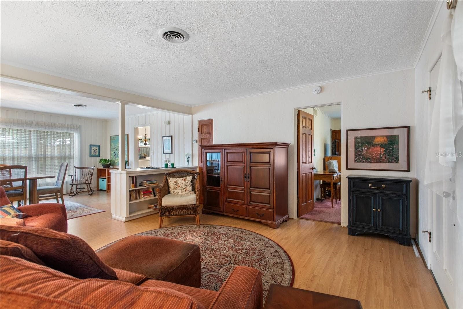 Single Family Residence at 4099 SHORECREST DR, ORLANDO, photo 4 of 21