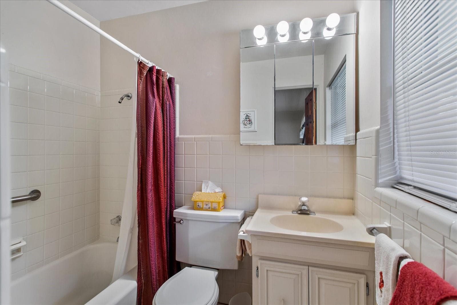 Single Family Residence at 4099 SHORECREST DR, ORLANDO, photo 16 of 21