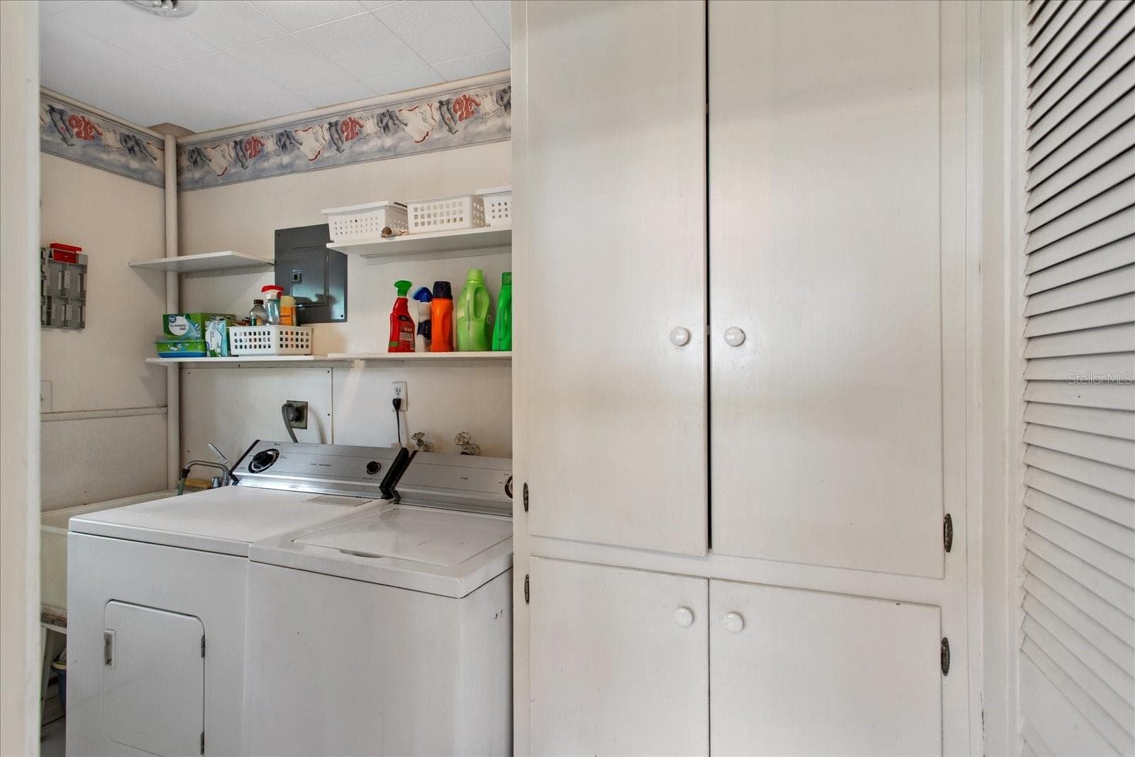 Single Family Residence at 4099 SHORECREST DR, ORLANDO, photo 17 of 21