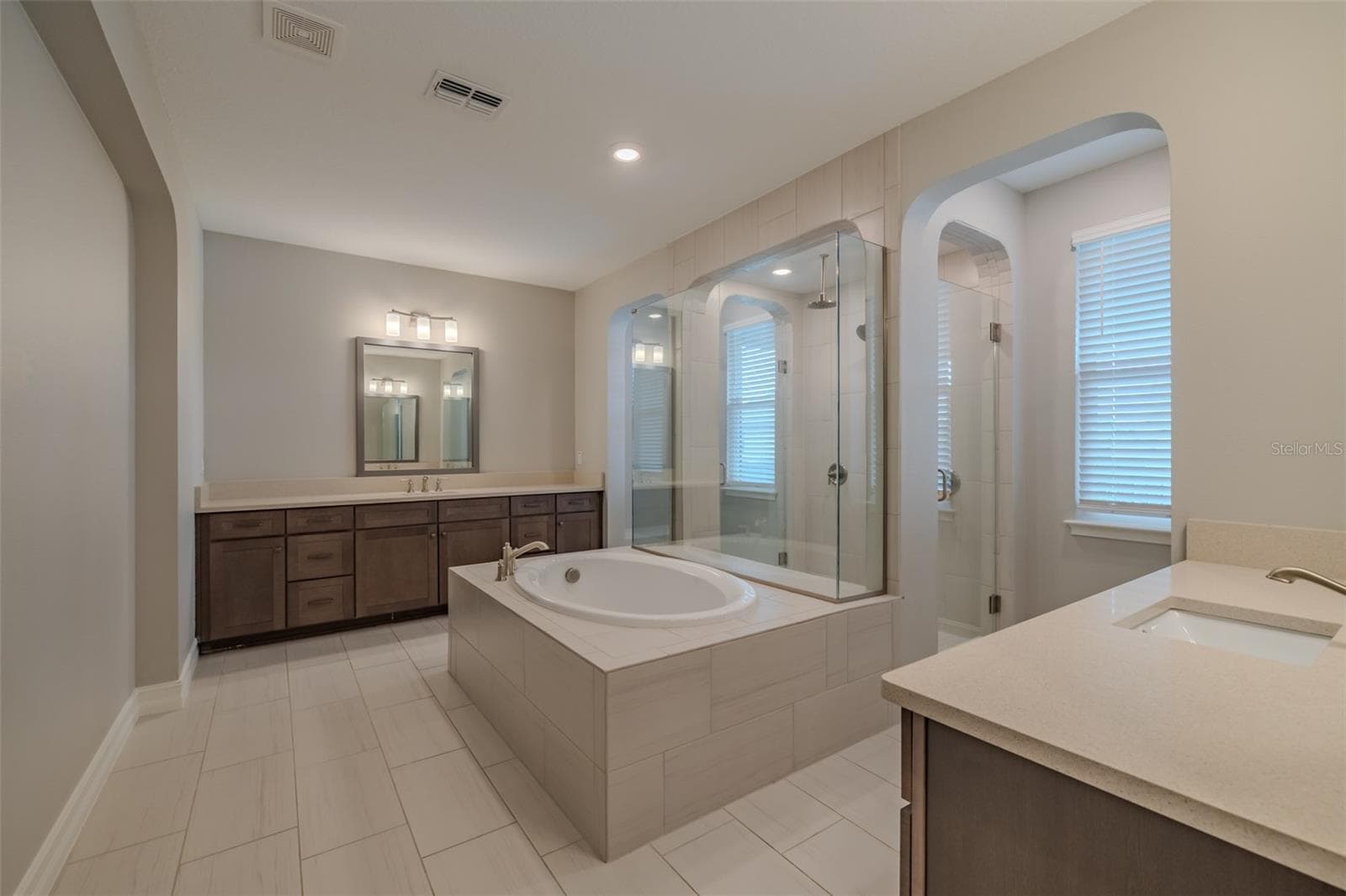 Main Bath - 29527 PICANA LN, WESLEY CHAPEL