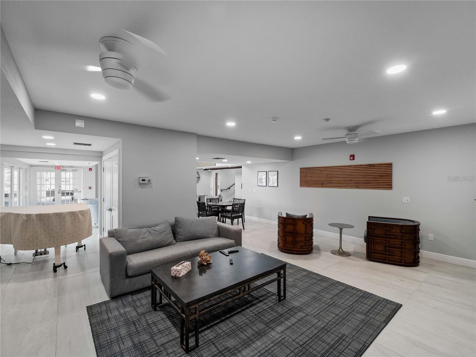 Community gathering room - 102 WINDWARD DR, OSPREY